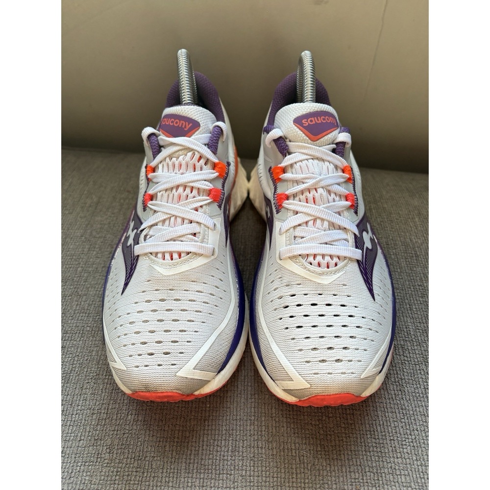 Saucony Endorphin Speed 4 Women's 7.5 Running Shoes White Sneakers Excellent - Picture 2 of 8